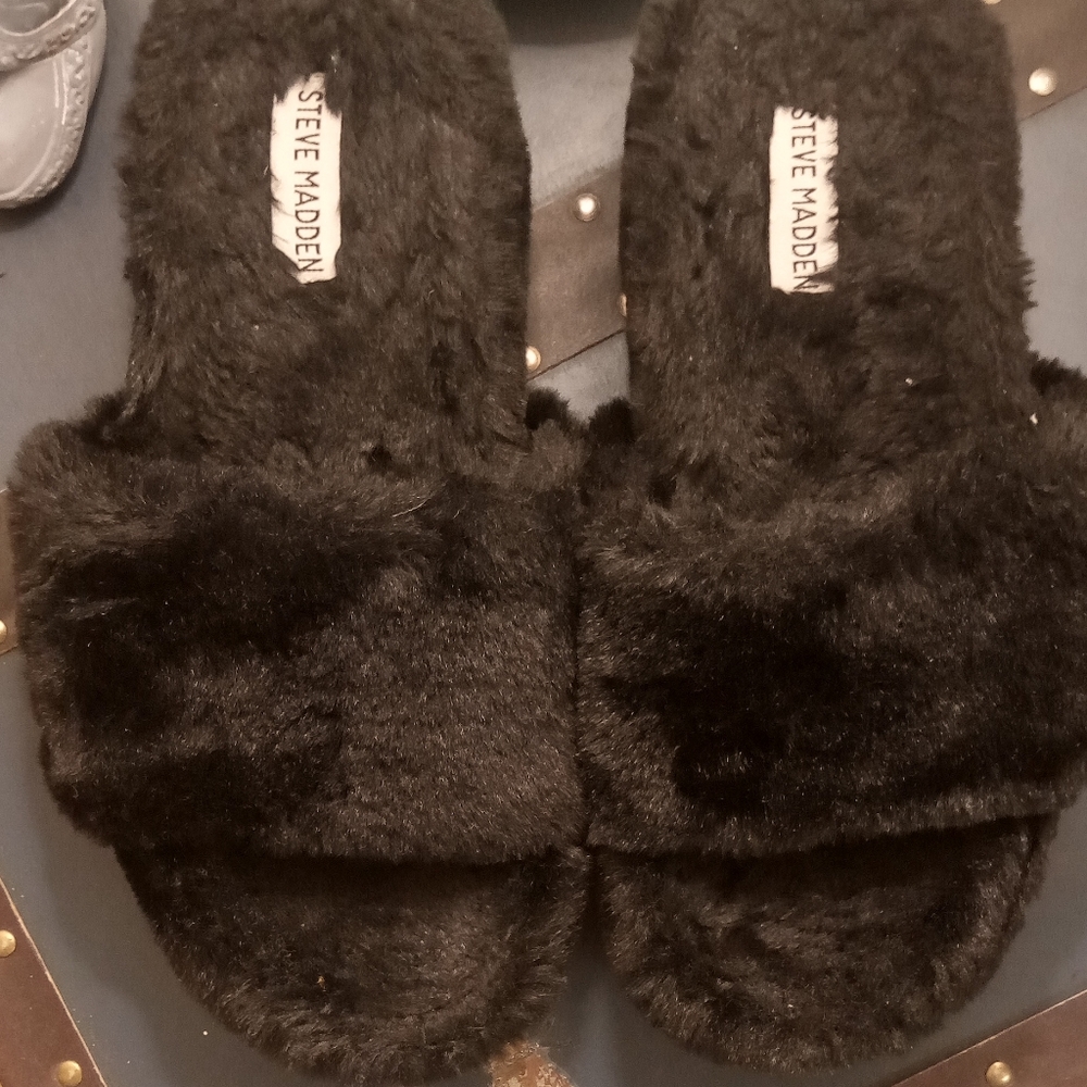 Steve Madden fur slides